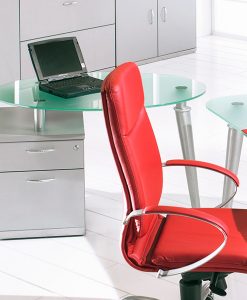 01.01.03.00.0013 Mesa auxiliar despacho dirección